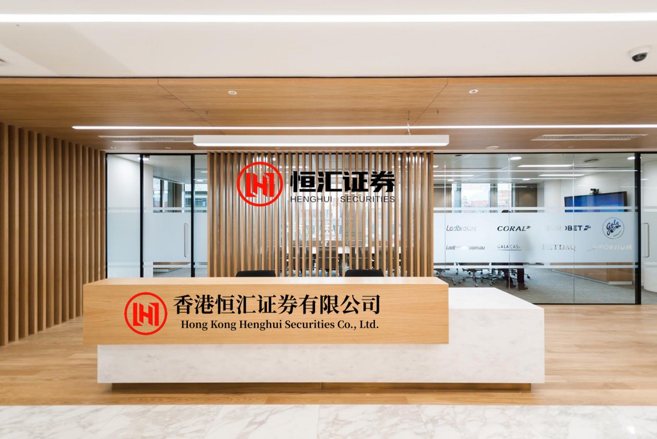 聚宝盆配资 暖心一瞬｜危急时刻施援手 见义勇为显担当